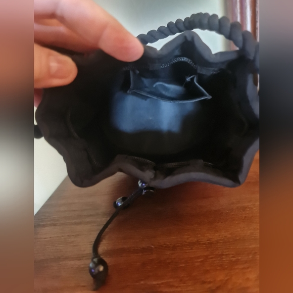 Unique Red Black Reed Mini Cocktail Evening Bag Satin Cord Drawstring Close - Picture 7 of 7